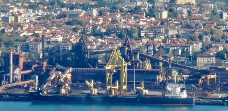 HELENA Bulk Carrier IMO 9241504 photo 7