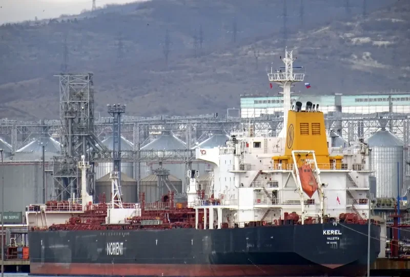 KEREL Tanker IMO 9241695 photo 3