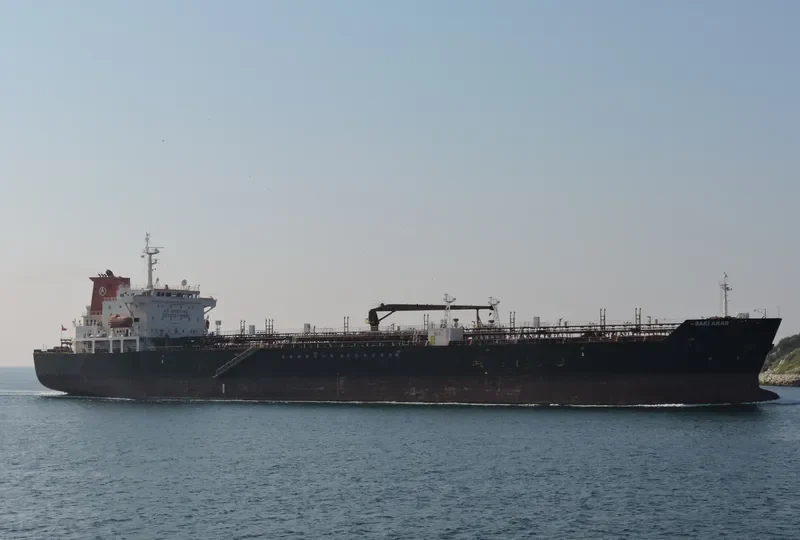 BAKI AKAR Tanker IMO 9241803 photo 3