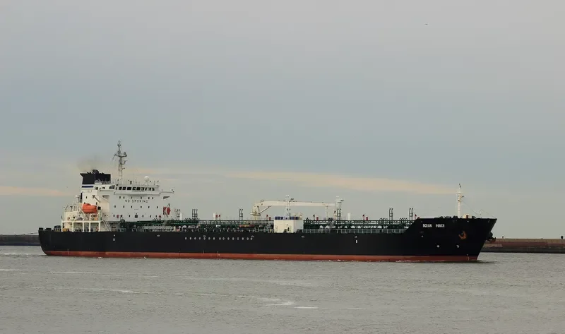 OCEAN GLADIATOR Tanker IMO 9241827 photo 7