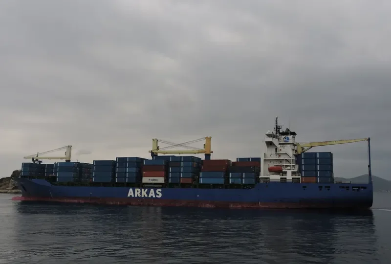 GISELE A Container Ship IMO 9241918 photo 3