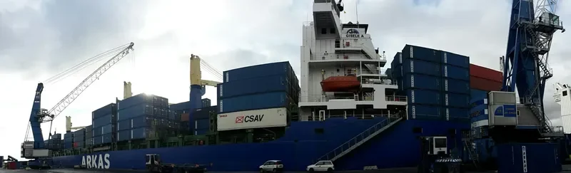 GISELE A Container Ship IMO 9241918 photo 6
