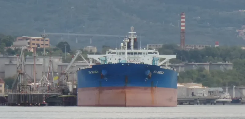 SHANAYE QUEEN Tanker IMO 9242118 photo 8