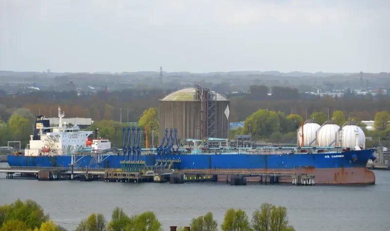ROSSONERI Tanker IMO 9242120 photo 6