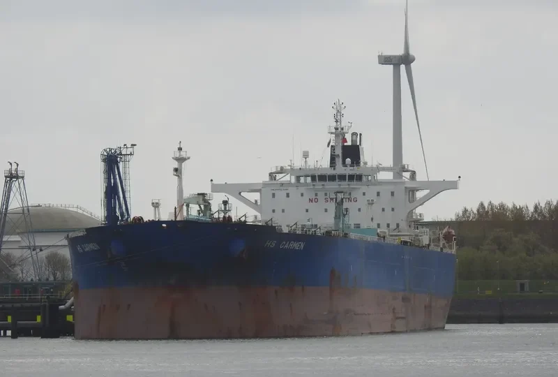 ROSSONERI Tanker IMO 9242120 photo 8