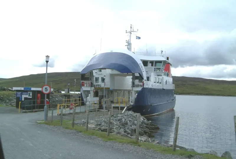 LINGA Ro-Ro IMO 9242170 photo 10