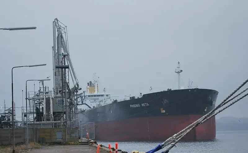 ANGGERIK Tanker IMO 9242223 photo 5