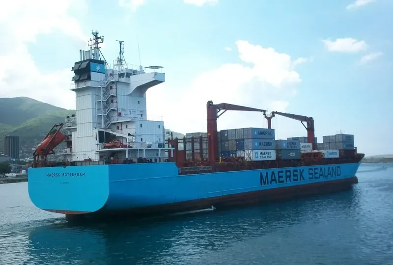 HORIZON Container Ship IMO 9242314 photo 5