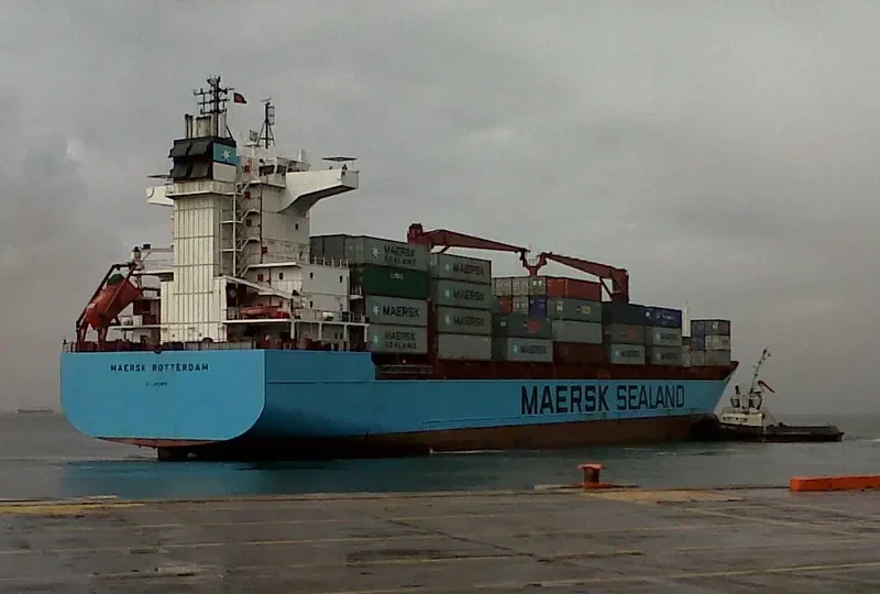 HORIZON Container Ship IMO 9242314 photo 8