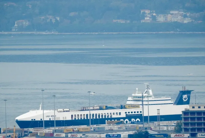 OLYMPOS SEAWAYS Ro-Ro IMO 9242390