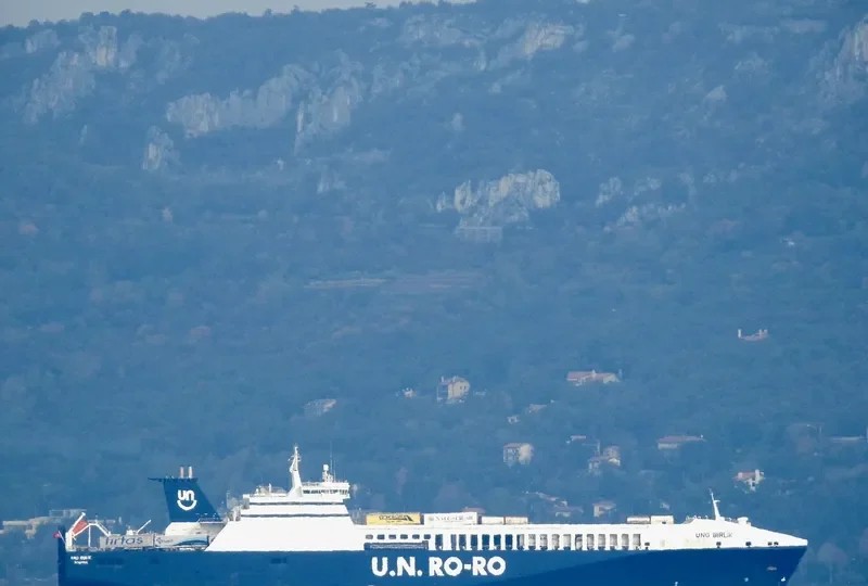 OLYMPOS SEAWAYS Ro-Ro IMO 9242390 photo 3