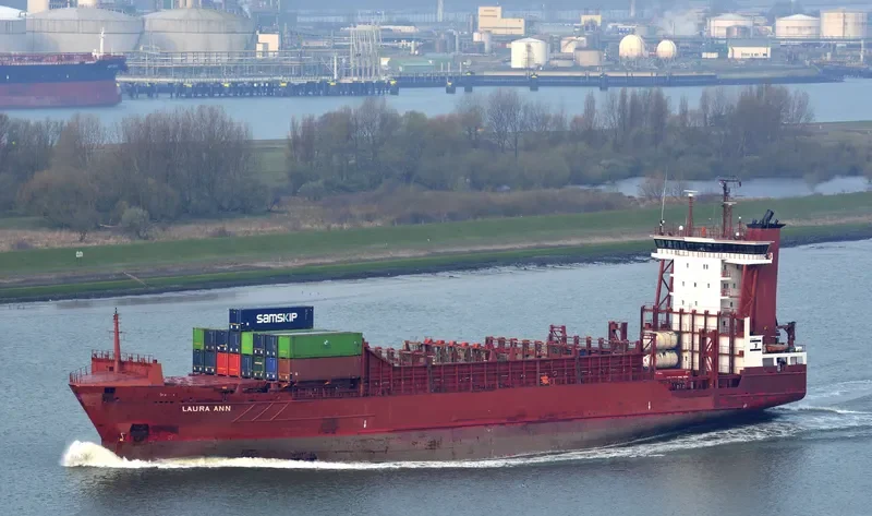 NAAMA BORCHARD Container Ship IMO 9242558 photo 6