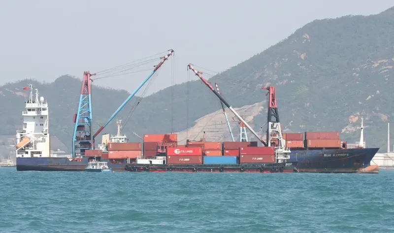 BOYA Container Ship IMO 9242572 photo 4