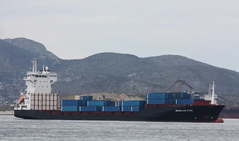 BOYA Container Ship IMO 9242572 photo 8