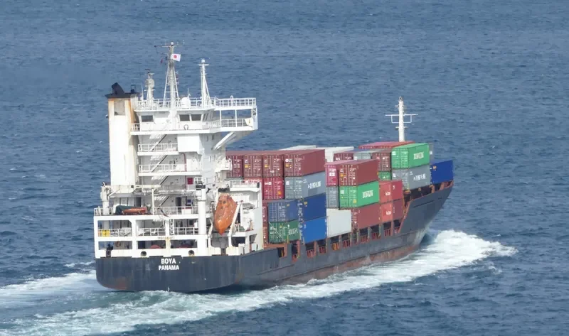 BOYA Container Ship IMO 9242572 photo 9