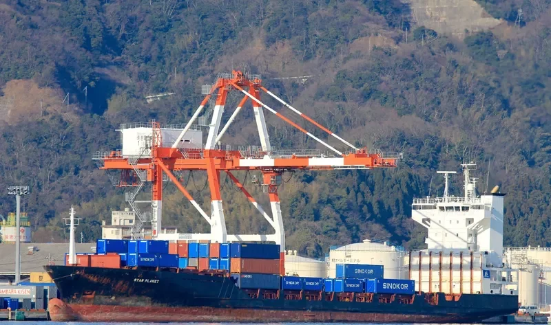 HARBOUR HORIZON Container Ship IMO 9242613 photo 4