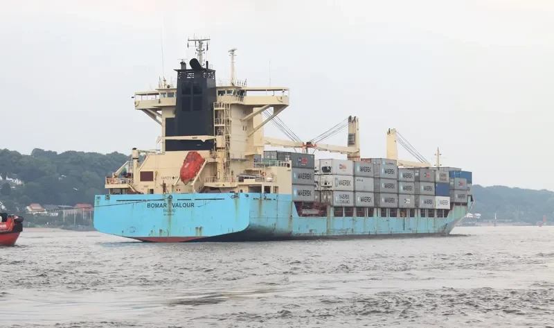 BOMAR VANQUISH Container Ship IMO 9242625 photo 9
