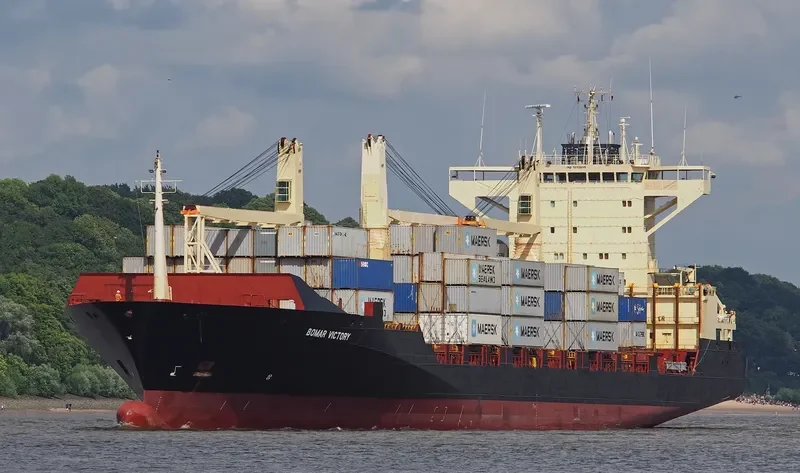 BOMAR VICTORY Container Ship IMO 9242649 photo 4