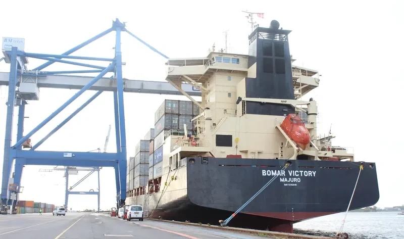 BOMAR VICTORY Container Ship IMO 9242649 photo 5
