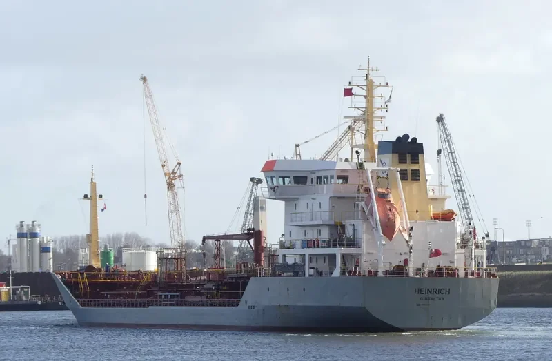 HEINRICH Tanker IMO 9242730