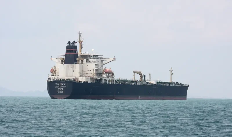 DESH GAURAV Tanker IMO 9243033