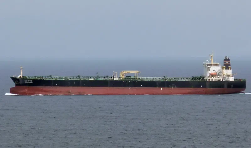DESH GAURAV Tanker IMO 9243033 photo 6