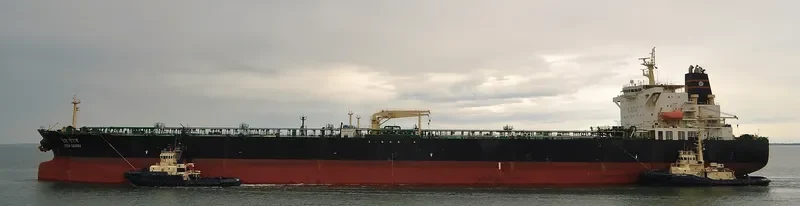 DESH GAURAV Tanker IMO 9243033 photo 7