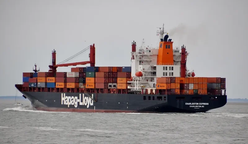 VELIKA EXPRESS Container Ship IMO 9243162 photo 8