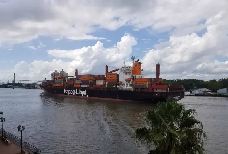 MIRADOR EXPRESS Container Ship IMO 9243174 photo 4
