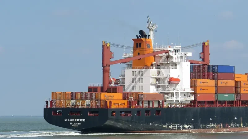 ST LOUIS EXPRESS Container Ship IMO 9243186 photo 5