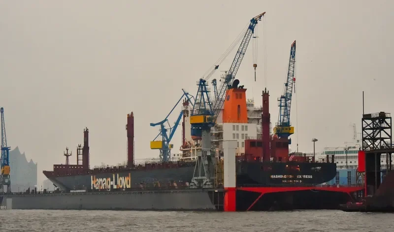 WASHINGTON EXPRESS Container Ship IMO 9243198 photo 2