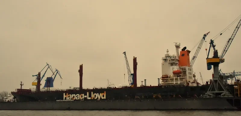 WASHINGTON EXPRESS Container Ship IMO 9243198 photo 3