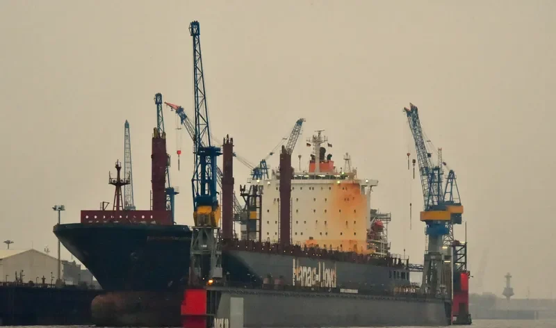 WASHINGTON EXPRESS Container Ship IMO 9243198 photo 4