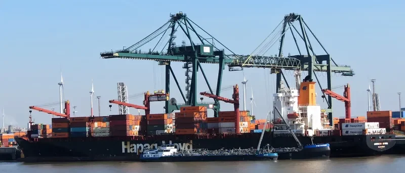 WASHINGTON EXPRESS Container Ship IMO 9243198 photo 9