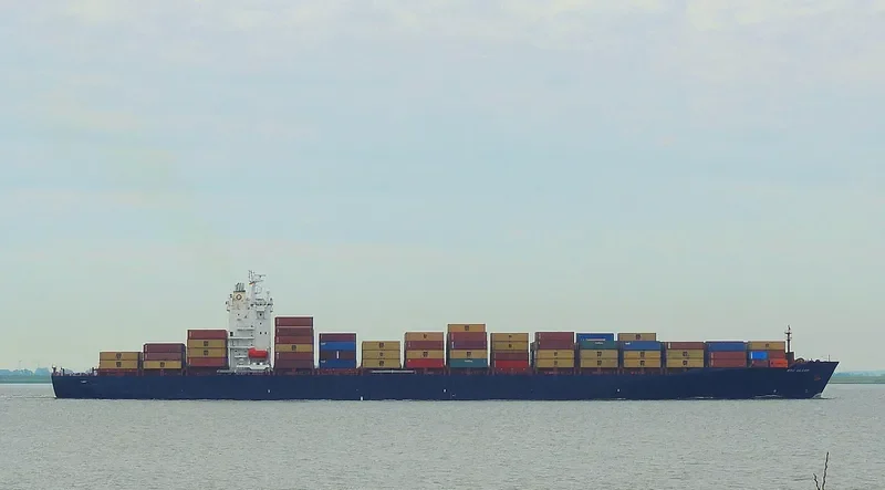 ULSAN Container Ship IMO 9243306 photo 9