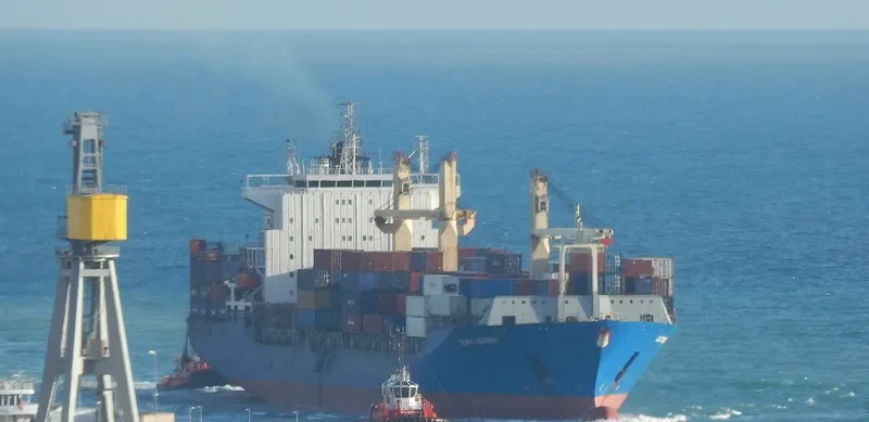 ATLANTIC DISCOVERER Container Ship IMO 9243590 photo 2