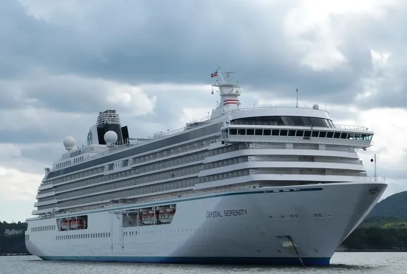 CRYSTAL SERENITY Passenger Ship IMO 9243667 photo 4