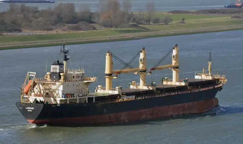 JAGUAR 1 Bulk Carrier IMO 9244087 photo 3