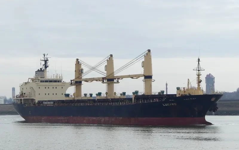 JAGUAR 1 Bulk Carrier IMO 9244087 photo 8