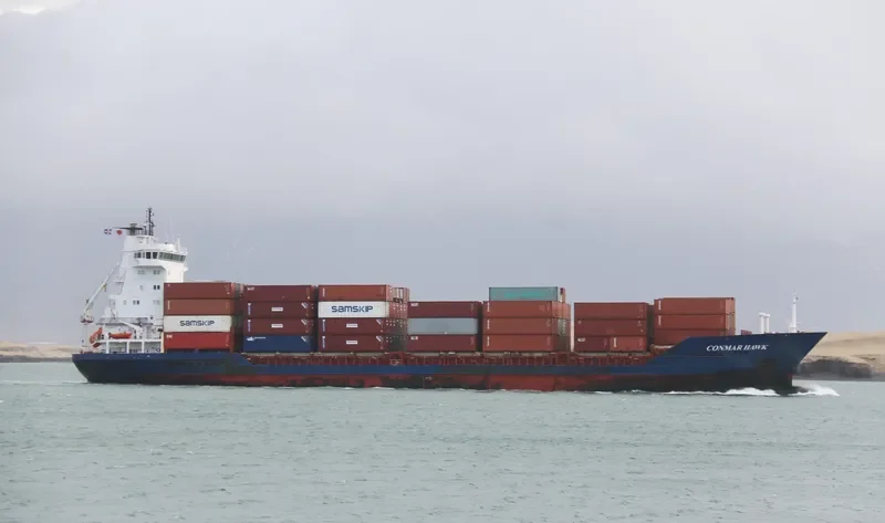ACACIA HAWK Container Ship IMO 9244207 photo 4