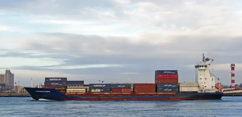 ACACIA HAWK Container Ship IMO 9244207 photo 6