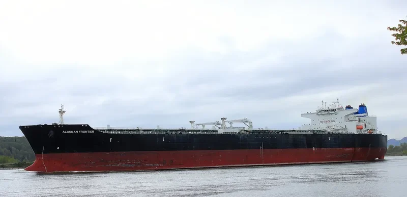 ALASKAN FRONTIER Tanker IMO 9244659 photo 5