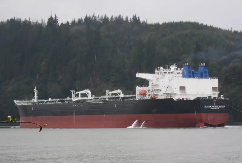 ALASKAN FRONTIER Tanker IMO 9244659 photo 10