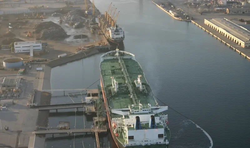 ALASKAN EXPLORER Tanker IMO 9244661 photo 8