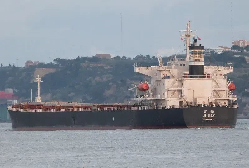 LEVANTES Bulk Carrier IMO 9244829 photo 7