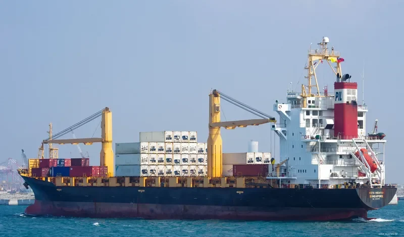 KOTA HIDAYAH Container Ship IMO 9244972 photo 7