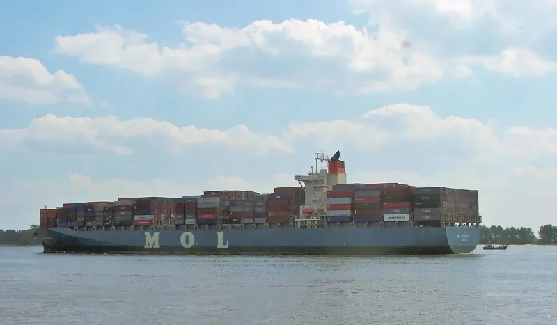 MOL INTEGRITY Container Ship IMO 9245017