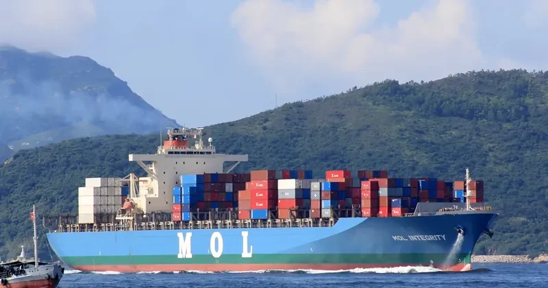 MOL INTEGRITY Container Ship IMO 9245017 photo 7