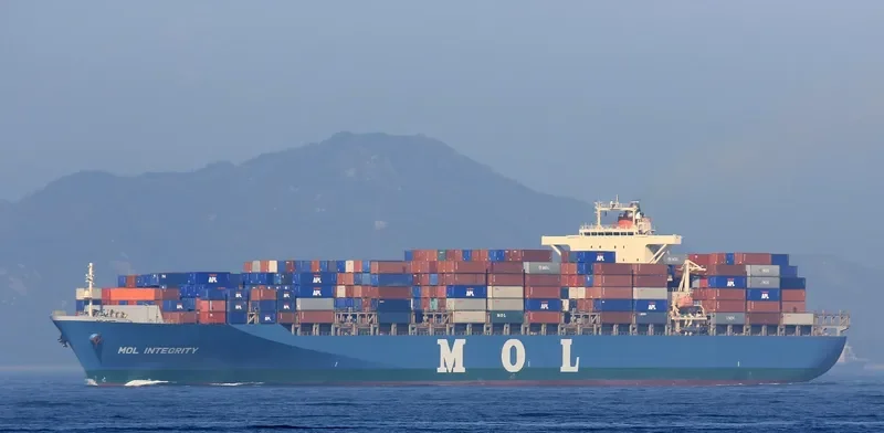 MOL INTEGRITY Container Ship IMO 9245017 photo 9