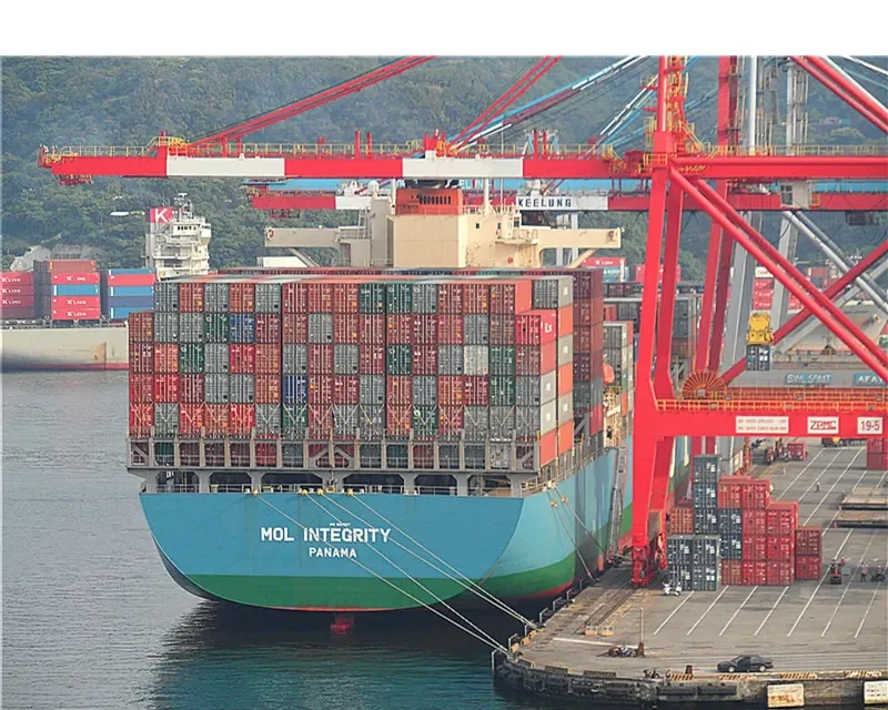 MOL INTEGRITY Container Ship IMO 9245017 photo 10